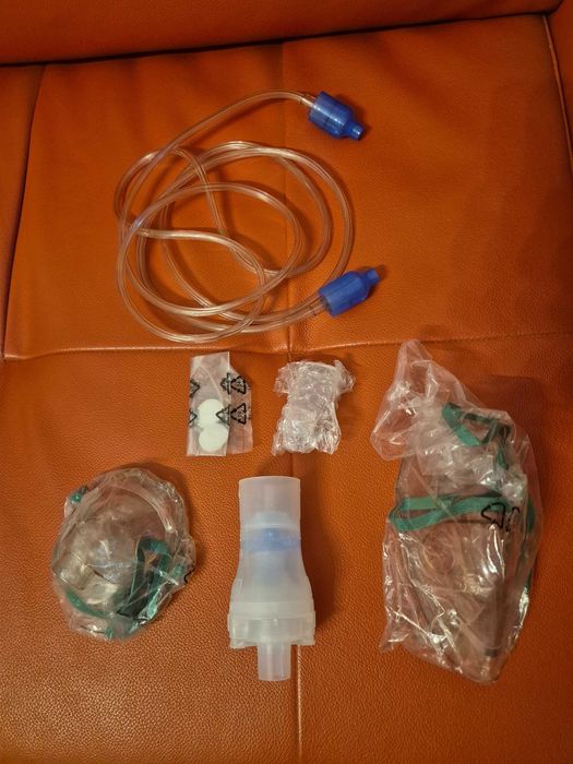 Vand nebulizator/aparat aerosoli CompAir NE-C28-Air,marca Omron,ca nou