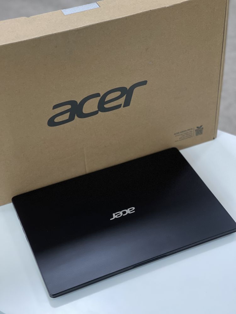 Продается ноутбук Acer Swift 1