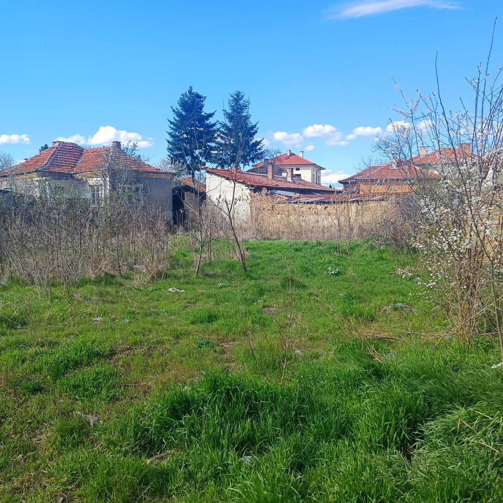 Продава се Парцел в Елин Пелин - 108 кв.м за 695 €/кв.м - Снимка #1