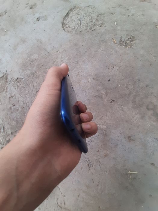 A10s 32gb ishlashi, holati zor