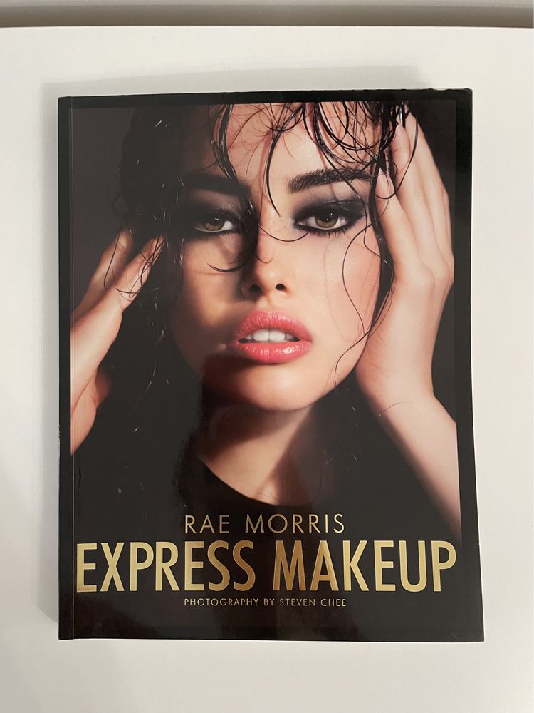 Carte “Express Makeup”, Rae Morris