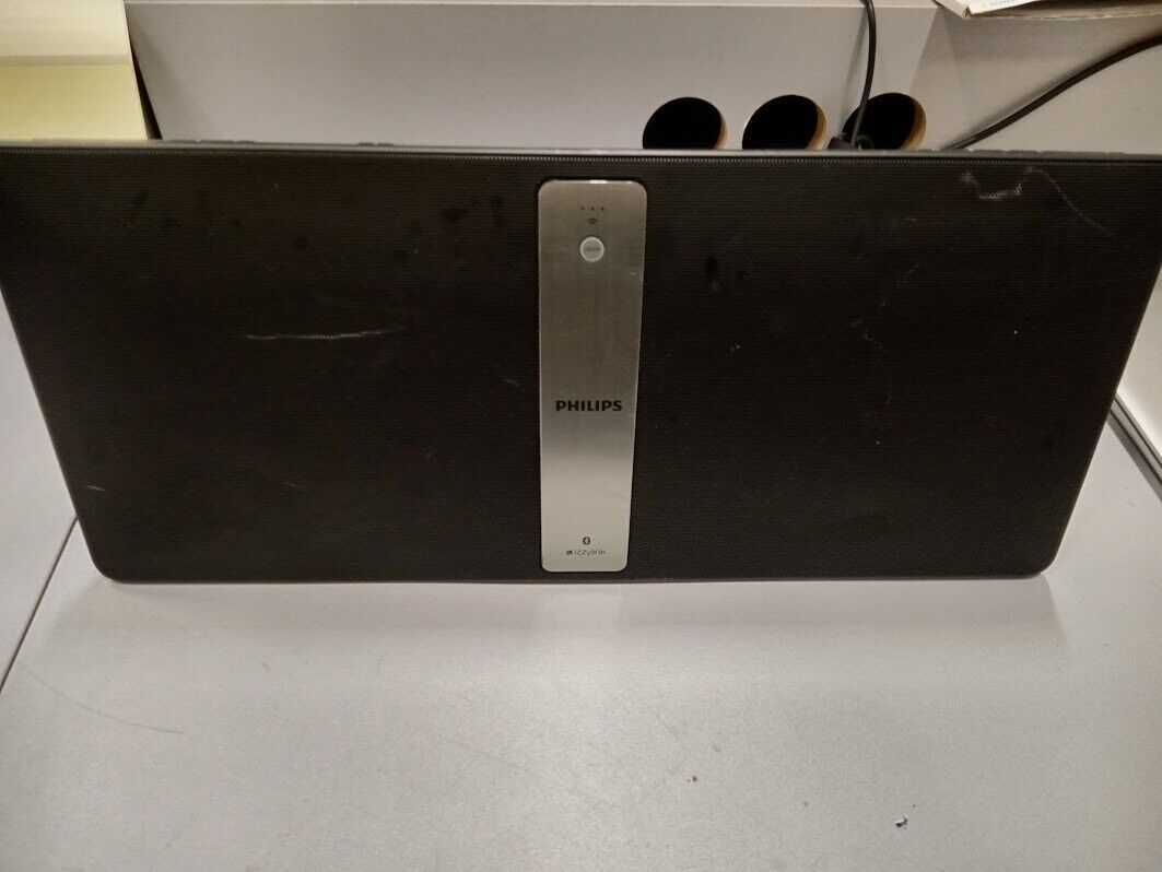 PHILIPS 40W Hi-Fi Безжична музикална система BM50B с забележки!