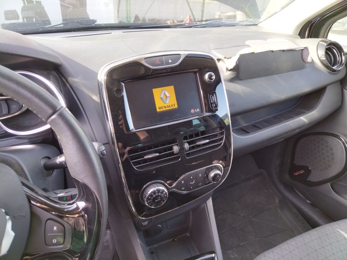 Рено Клио 1.5 дци 90 к.с. / Renault Clio 1.5 dci 90 hp САМО НА ЧАСТИ