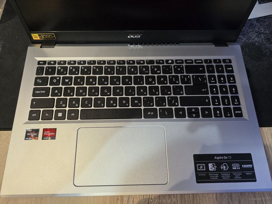 Здравейте продавам лаптоп acer aspire go 15