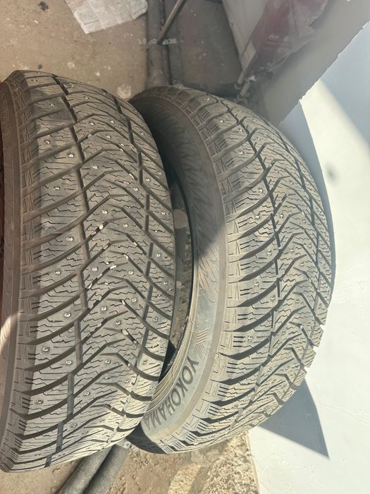 Зимние ШИНЫ Бренд: Yokohama Размер: 235/60 R18 Шипованные