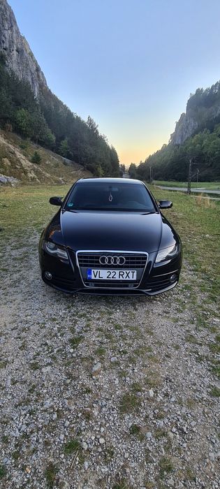 Vând audi a4 b8.