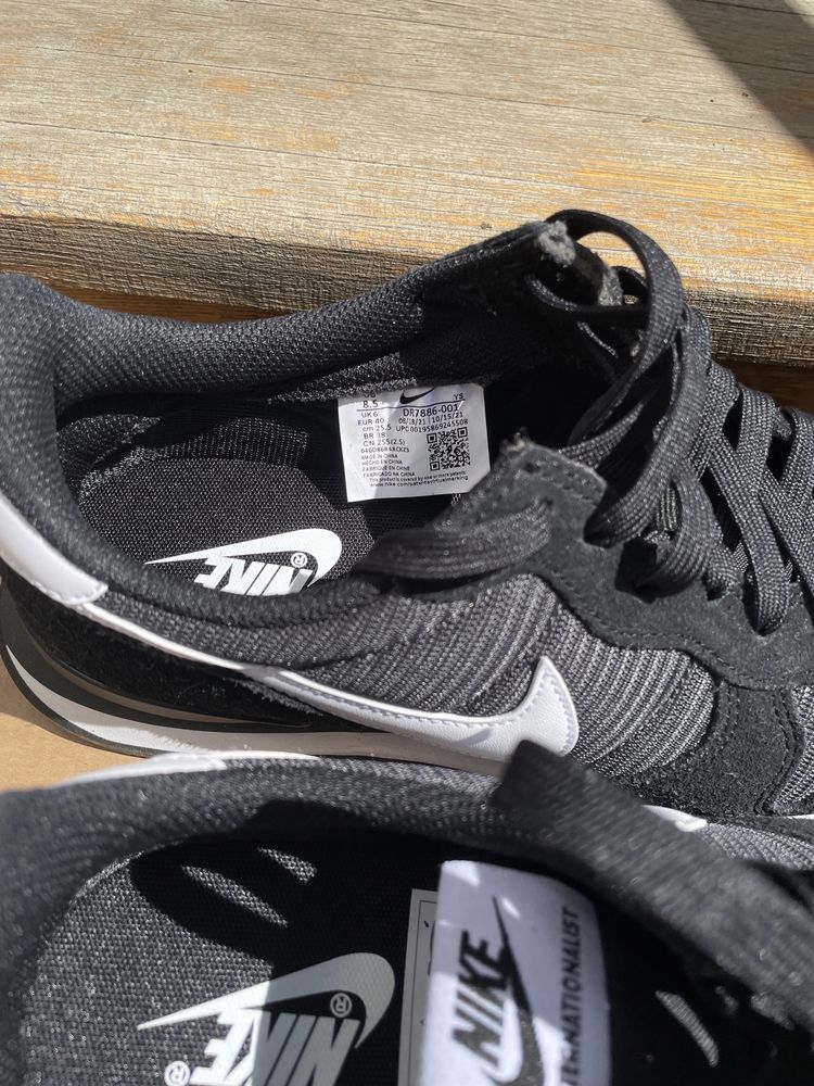 Adidași Nike Internaționalist Sneaker Low, mărimea 40, noi