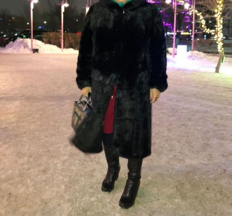 Продам норковую шубу