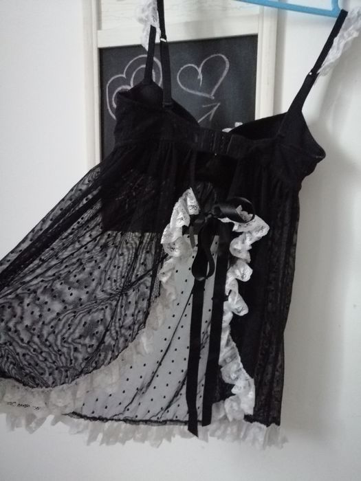 Lenjerie de noapte rochie sexy cu dantela Boux Avenue marimea S