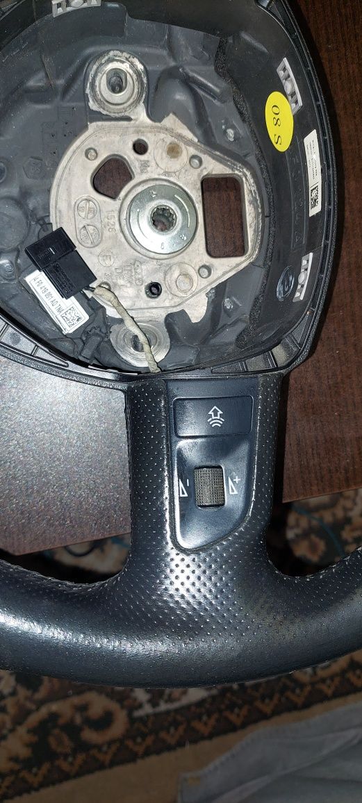 Волан за Ауди а6  c5 с f1 пера