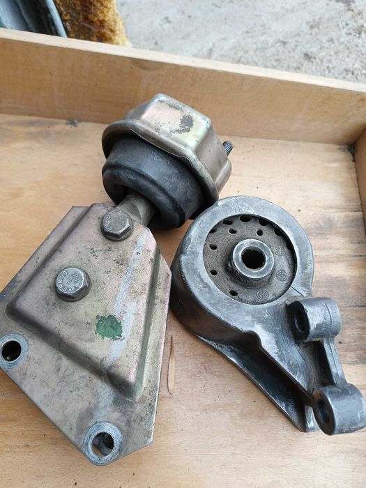 Подушка коробки передач Фольксваген т4