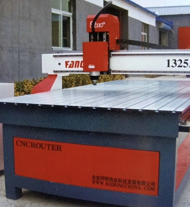 Фрезерный гравировальный ЧПУ станок 1325