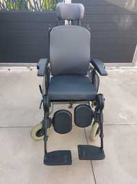 Vand scaun cu rotile pentru persoane cu dizabilități MEYRA - SOLERO