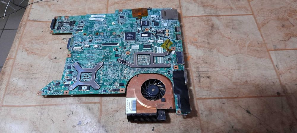 Placi laptop: Acer, Dell, Lenovo, HPdv5/6, Medion, Asus, Samsung