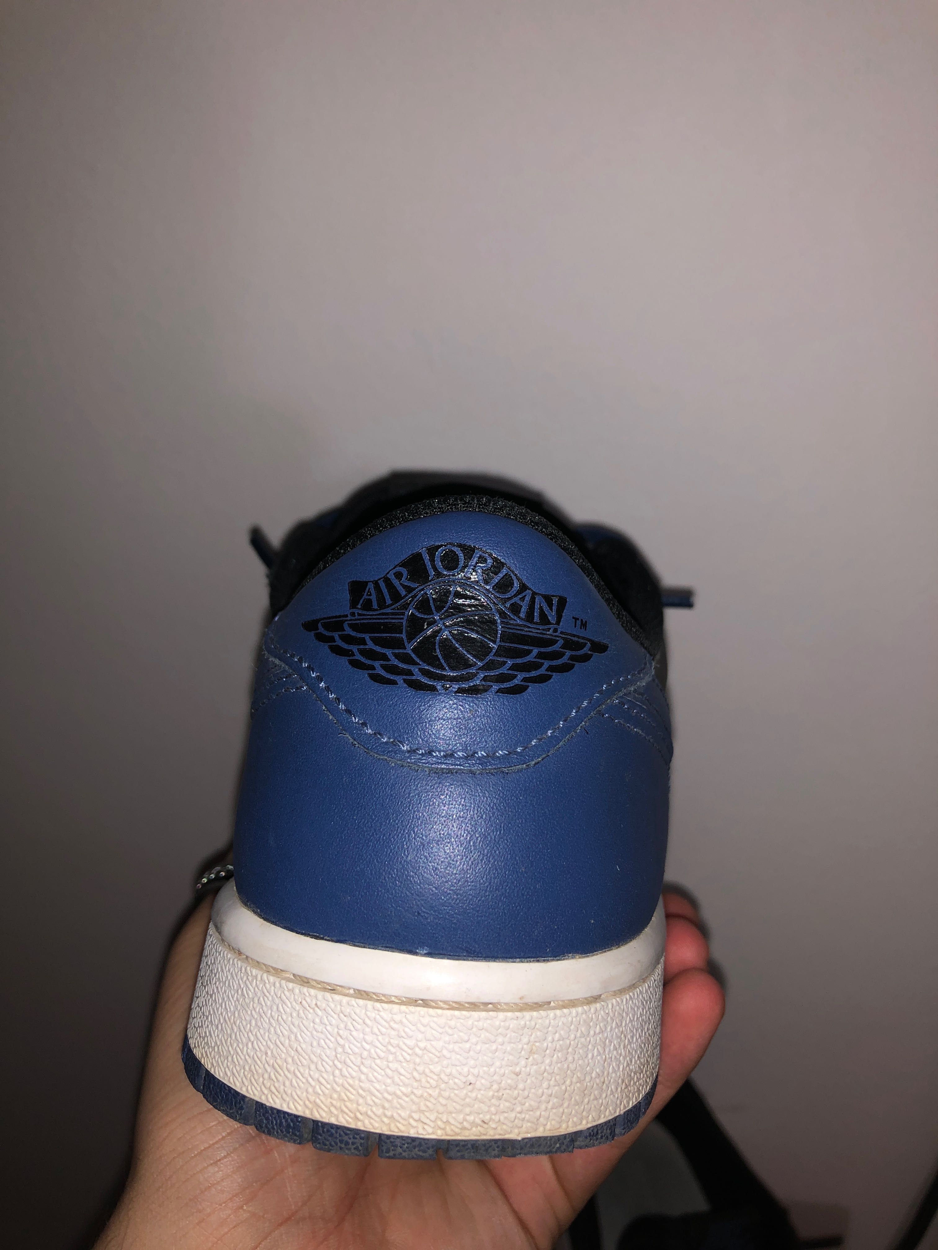 Jordan 1 low mystyc navy mărimea 40.5     ACCEPT SI SCHIMBURI