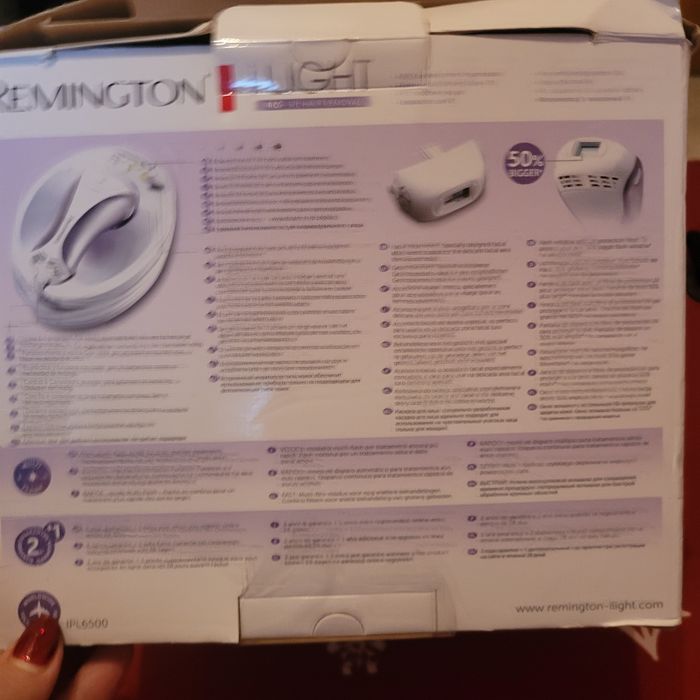Epilator Remington i light pro IPL 6500 cu lumină intens pulsată