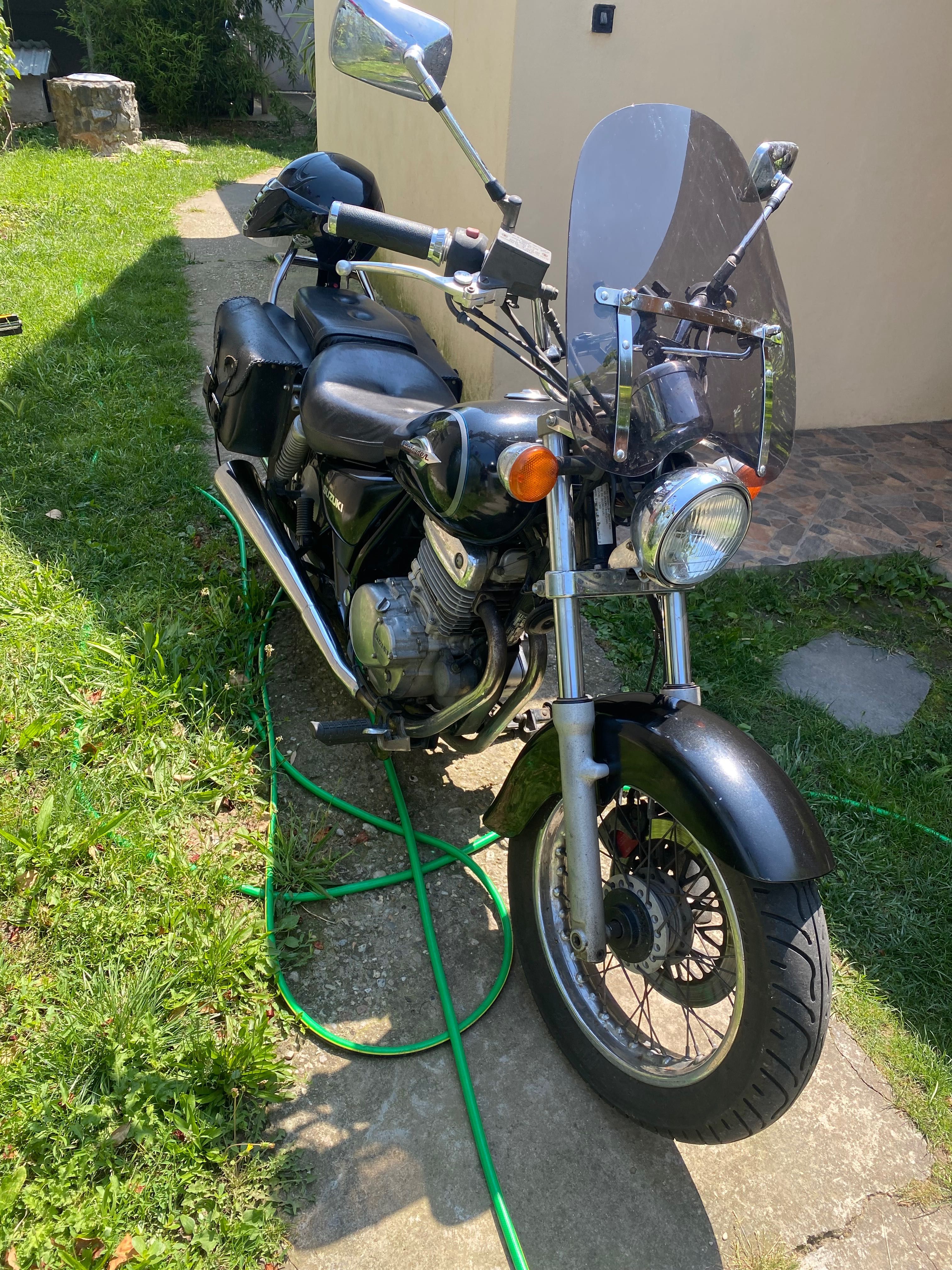 Suzuki marauder250 cm