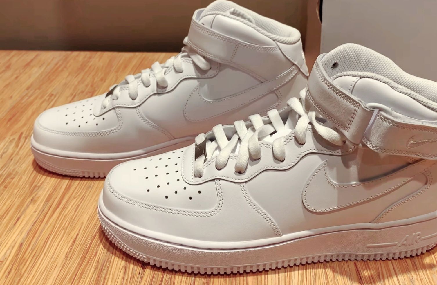 Air Force 1 Mid Triple White marime 42