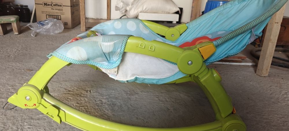 Качеля сатылады.