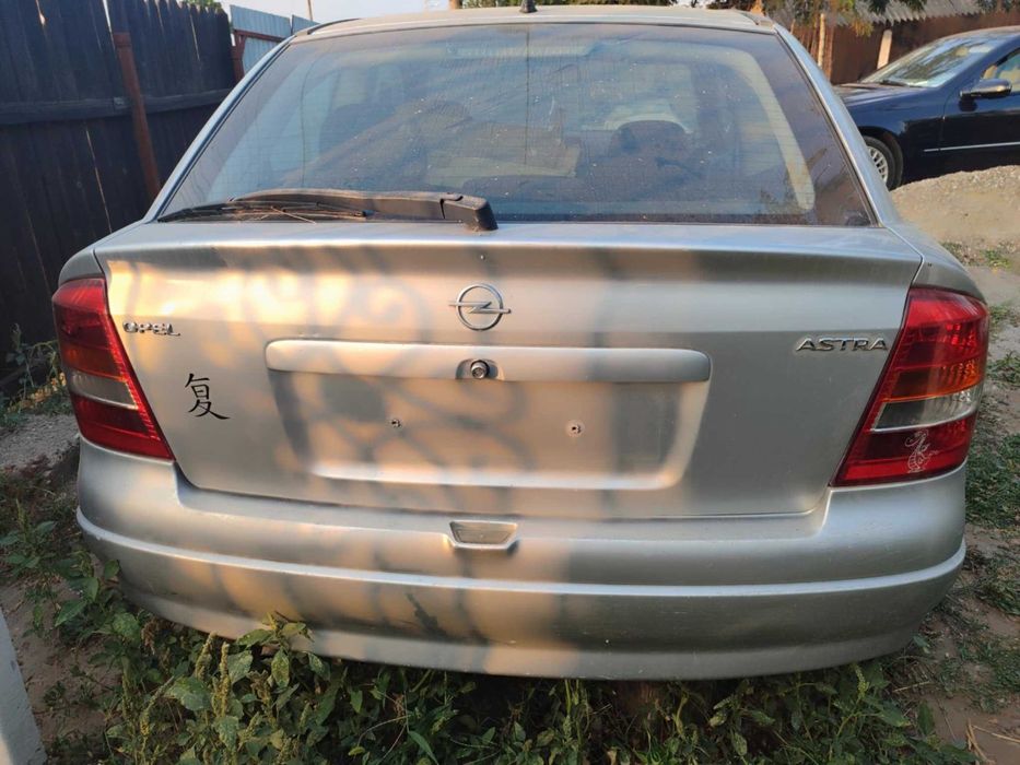 Vand opel astra g anul  2000