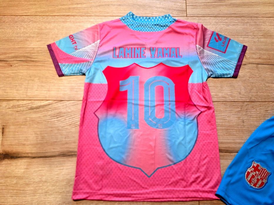 Детски екип  на Ламин Ямал #Барселона #специално издание!