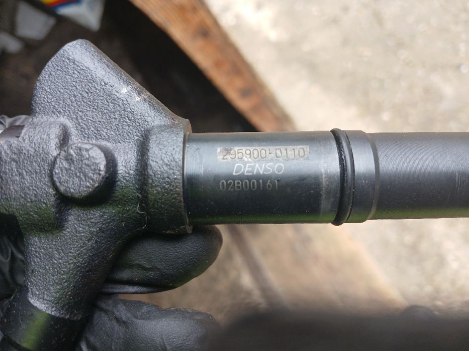 Injectoare Toyota Lexus RAV4 D CAT 177CP 2006/2010 23670-26011 2AD-FHV