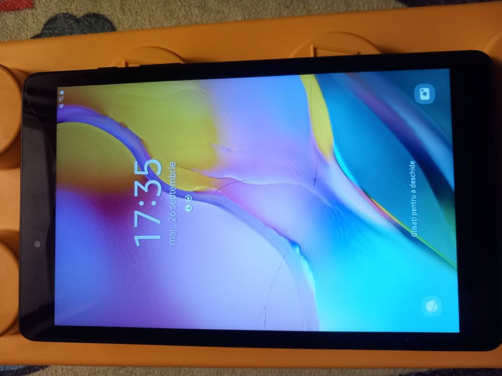 Tableta samsung galaxy tab A, 2 gb ram, 32 gb memorie