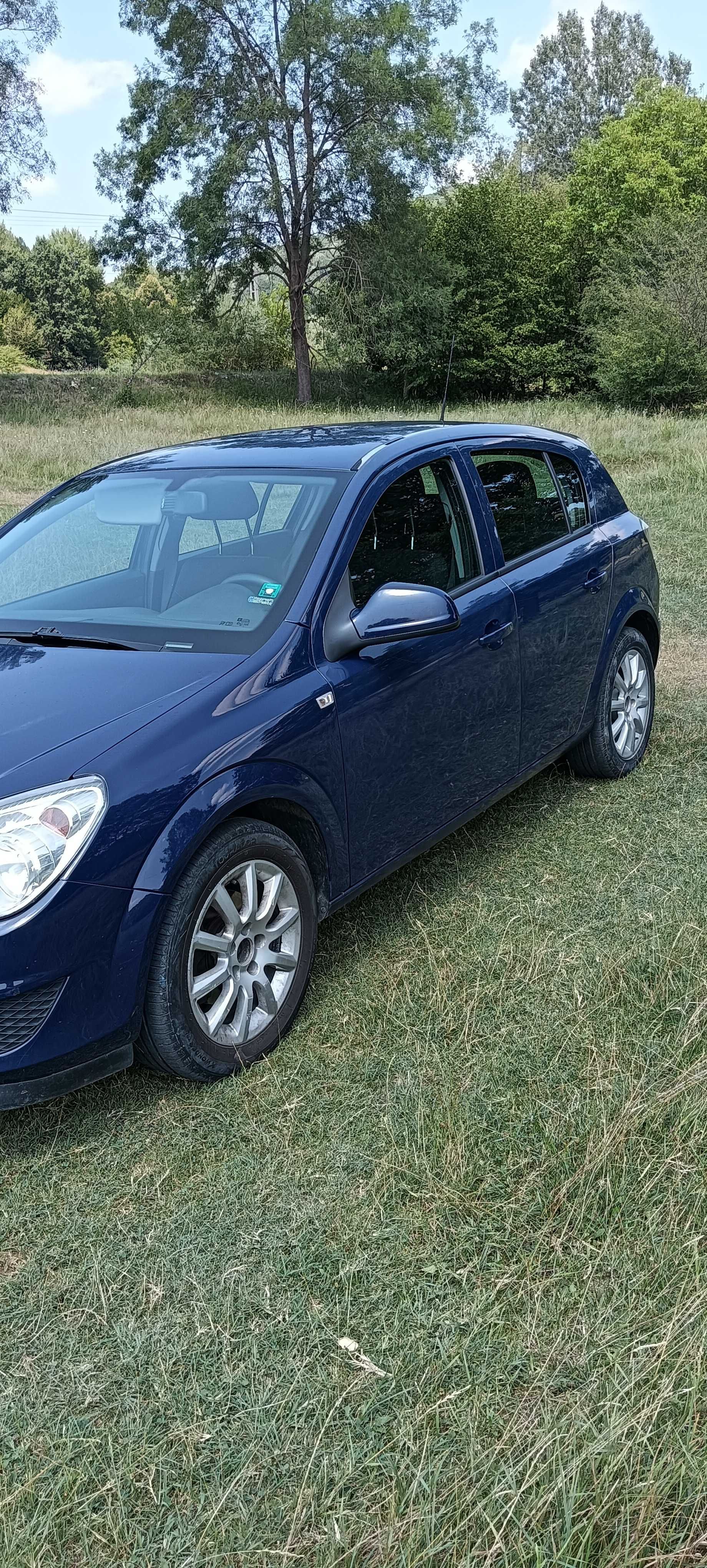 Opel Astra H / 2011