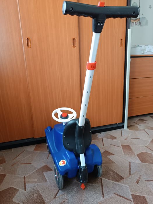 Masinuta de mers singur sau de impins BIG Bobby Car