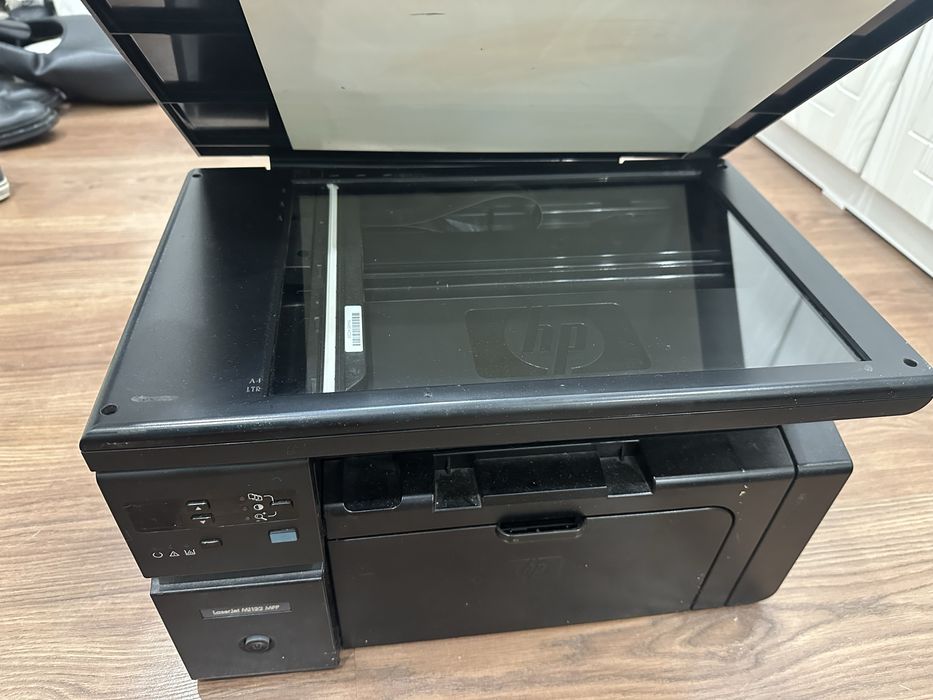 Продается МФУ на запчасти