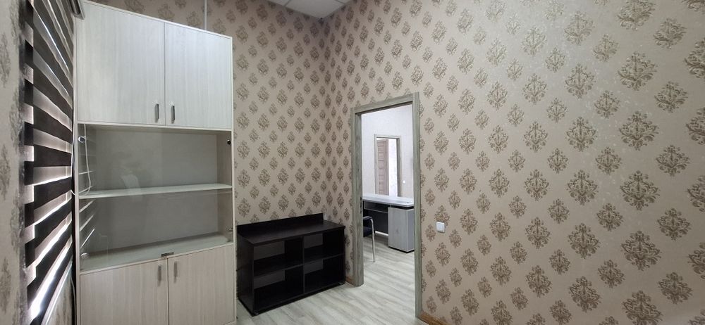 Арендага офис мебели билан