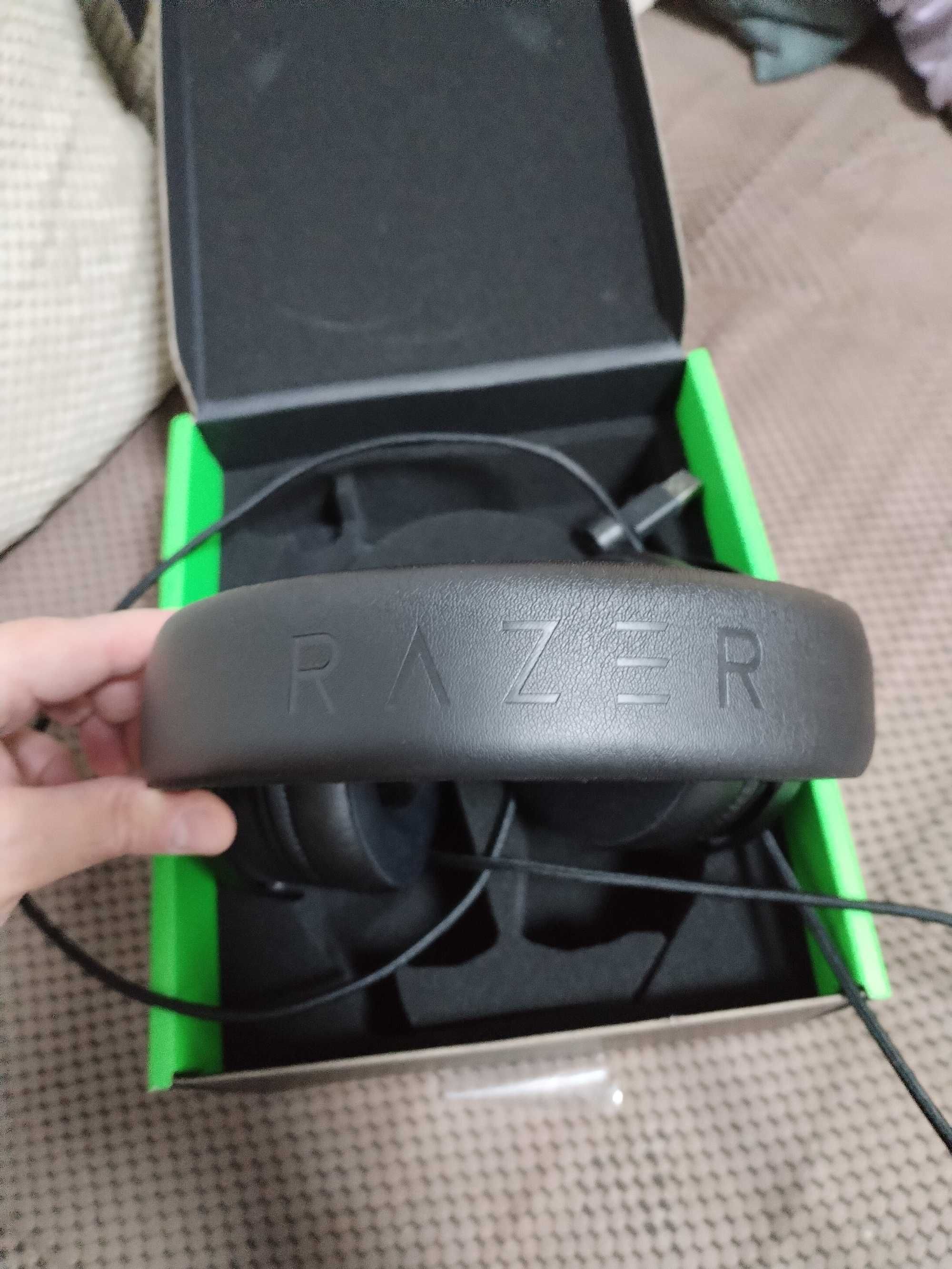 Vand casti Razer Kraken V3