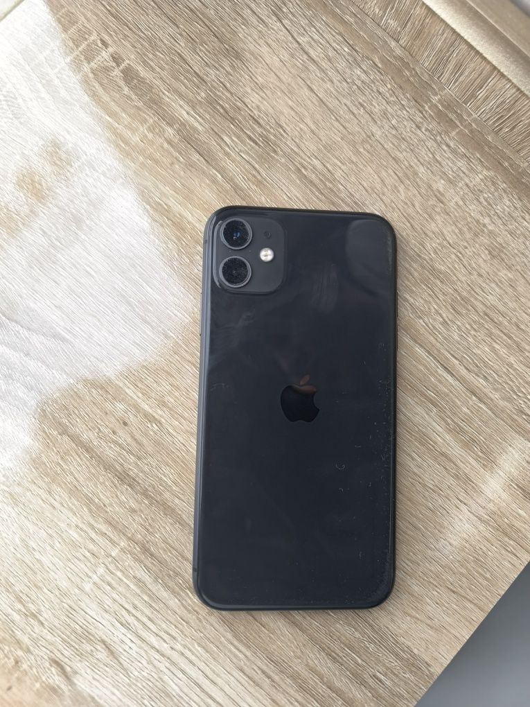 Iphon 11 128 gb 82% batareya