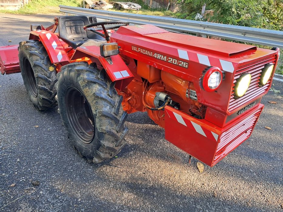 Tractoras 4x4 Valpadana recent adus cu Rar facut