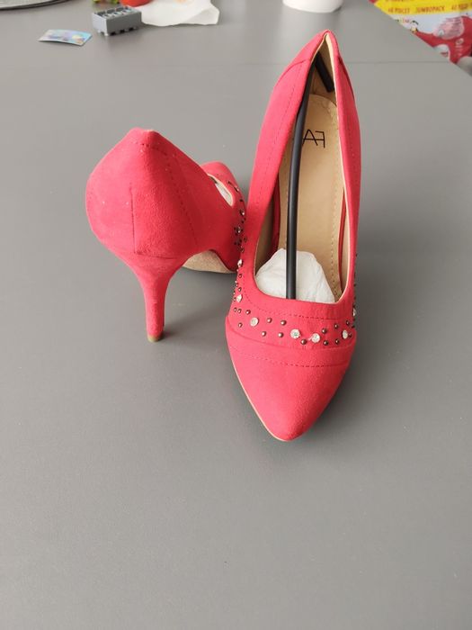 Pantofi stiletto roșii