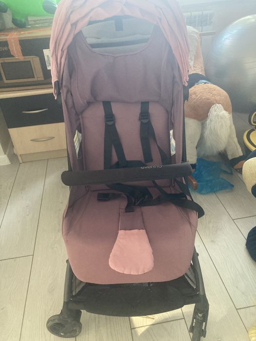 Коляска прогулочная