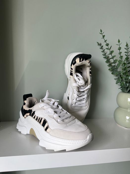 Дамски кецове Zara
