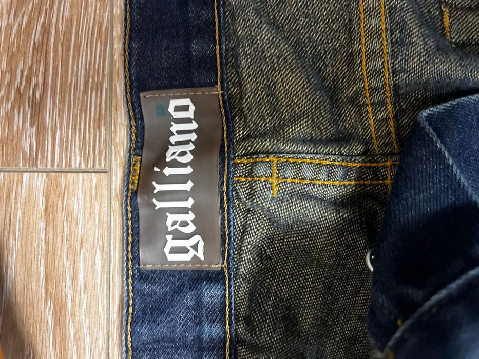 Blugi John Galliano size 35 39