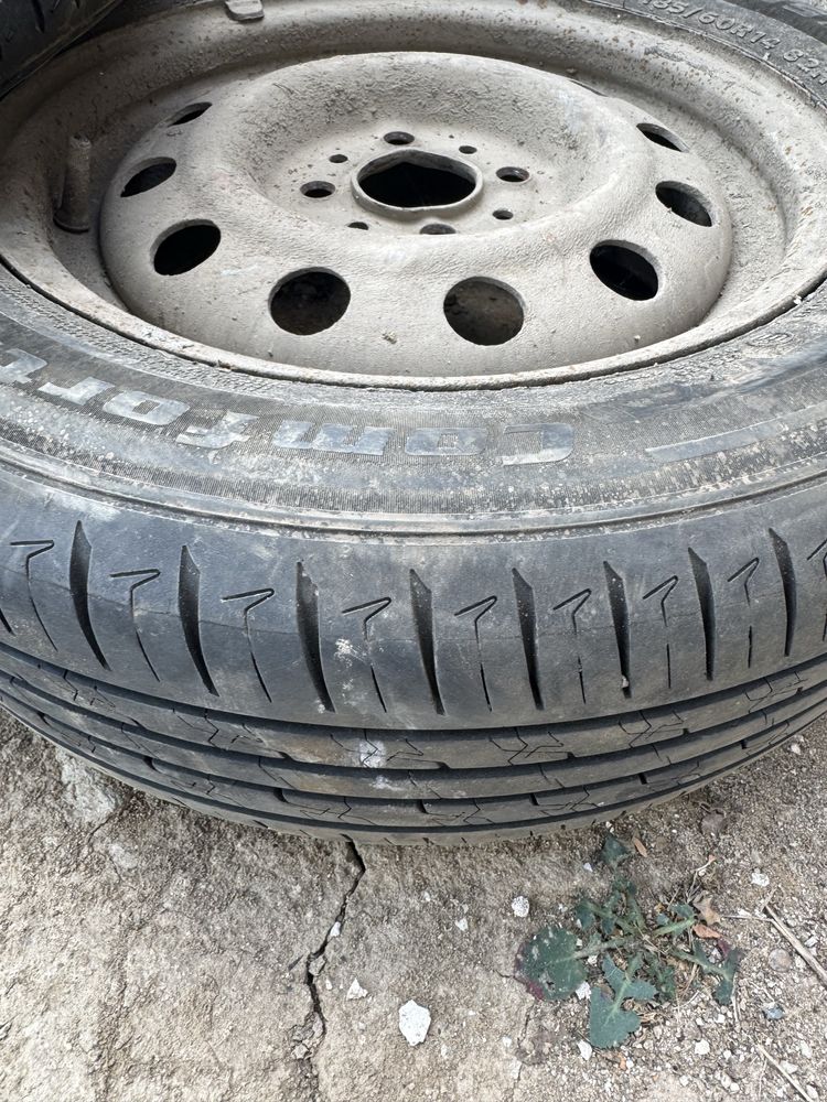 Продам комплект шины