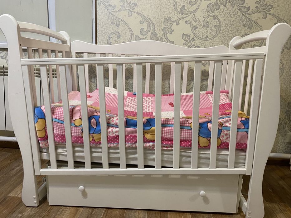 Детский кровать