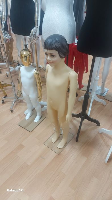 Манекен оригинал фабричный.