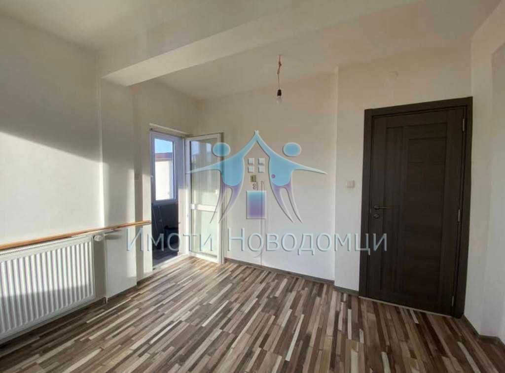 Продава се Тристаен апартамент в Шумен, Пазара - 74 кв.м за 1586 €/кв.м - Снимка #2