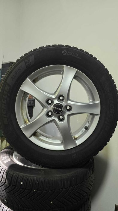 JANTE BORBET ORIGINALE R16 IARNA , 215/60 R16 Michelin Alpin 6