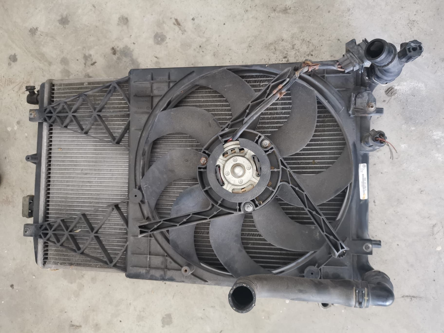 Radiator apa + termocupla 1.9 TDI - AXR - 2002 - 2009