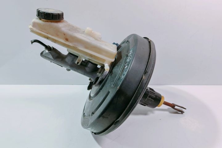 Tulumba Frana   cu pompa servofrana Dacia Logan prima generatie