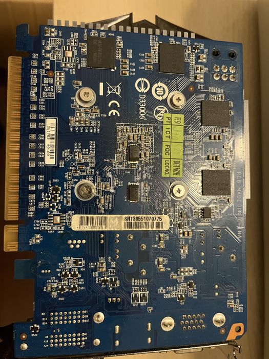 Placa video Geforce gtx 650 ventilator defect