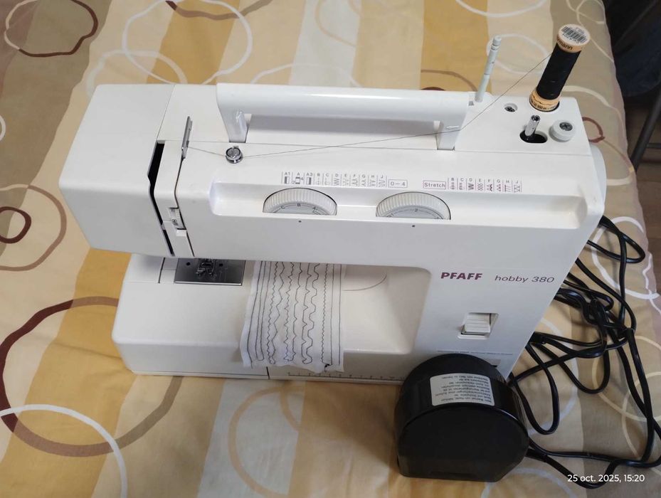 Masina de cusut Pfaff hobby 380