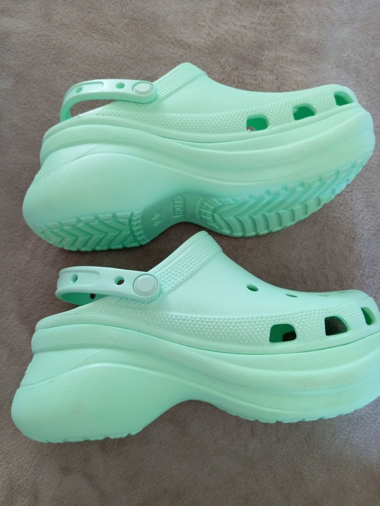 Crocs iconic comfort, mărimea 7/38