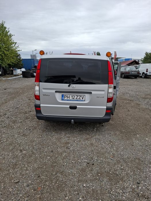 Vând Mercedes Vito