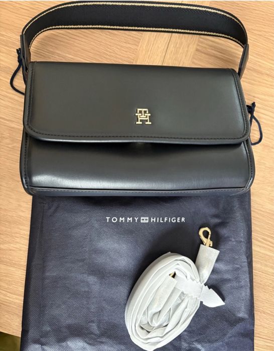 Tommy Hilfiger дамска чанта, чисто нова